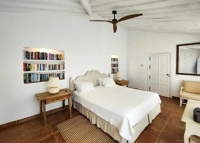 Elegant Surrounded By Grazalema Park Ferienhaus